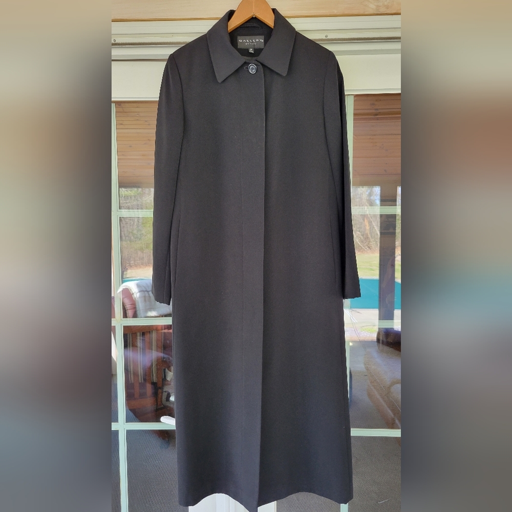 Gallery black trench coat Sz 4P